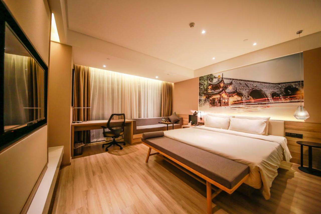 Atour Hotel Nanking Exterior foto